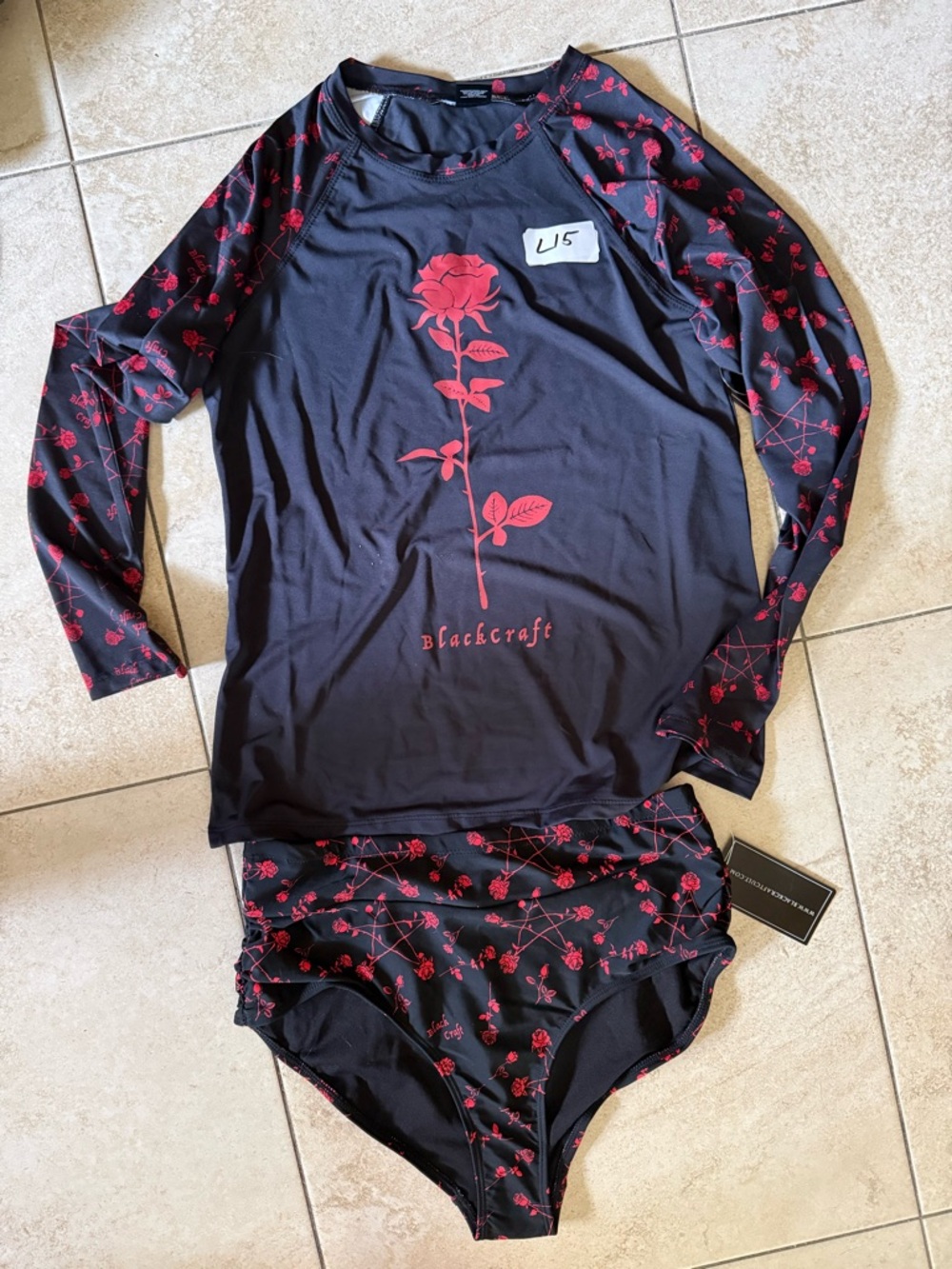 NWT Blackcraft Dark Rose Rash Guard Set Red Rose Print Medium Bathing Suit Rare